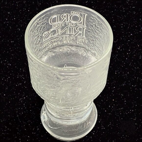 2001 Lord Of The Rings The Fellowship Of The Ring Glass Frodo Baggins 5.75”T - Picture 9 of 10